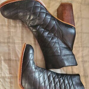 House of Harlow 1960 quilted leather zip up boots